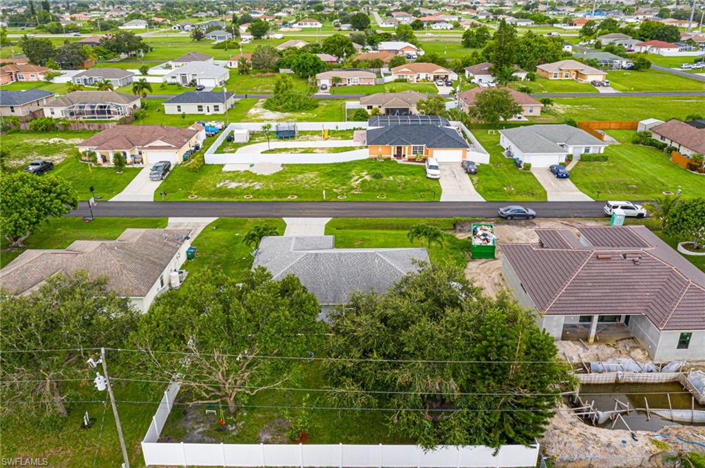CAPE CORAL - Residential