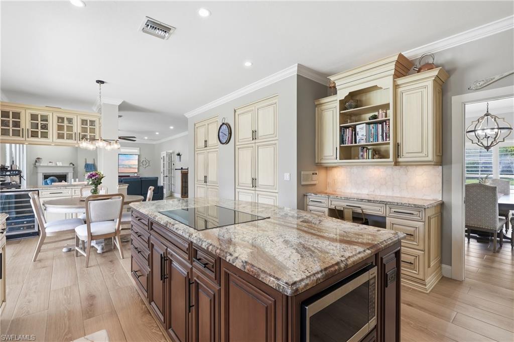 BERKSHIRE LAKES - Residential