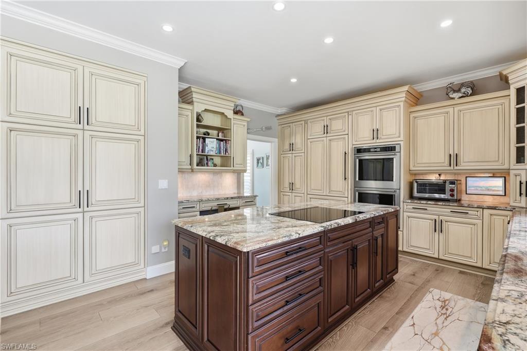 BERKSHIRE LAKES - Residential