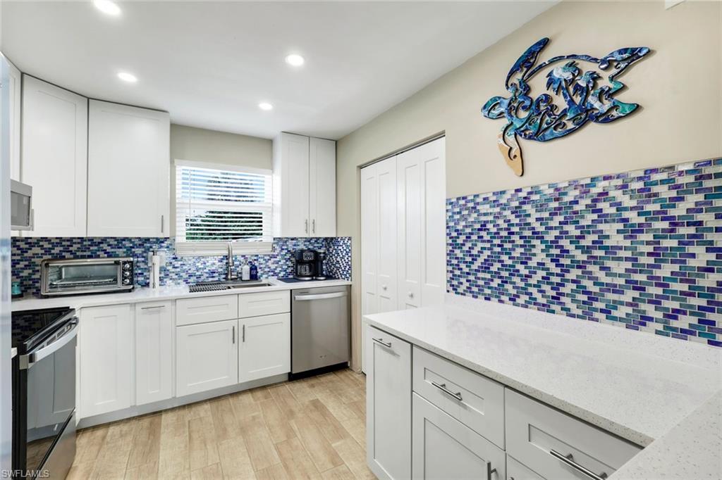 CORAL CAY CONDO - Residential