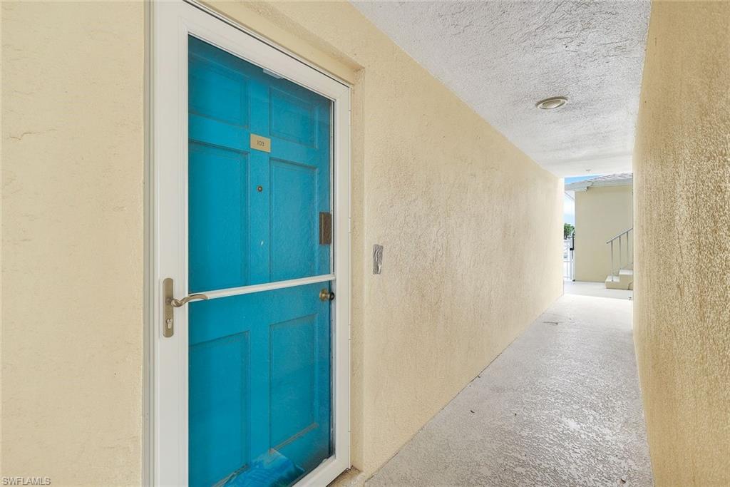 CORAL CAY CONDO - Residential
