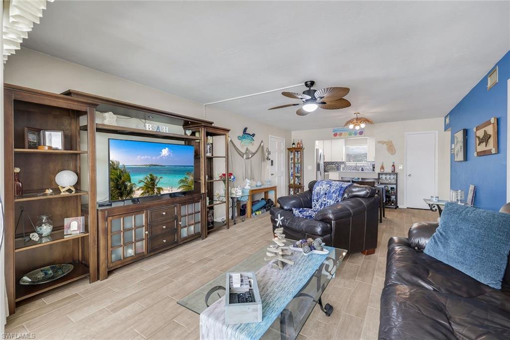 CORAL CAY CONDO - Residential
