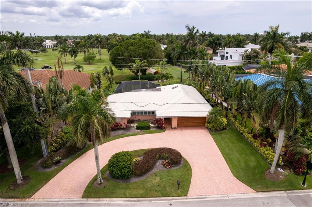 MOORINGS - Residential
