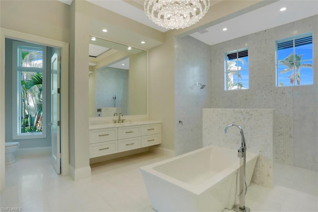 MOORINGS - Residential