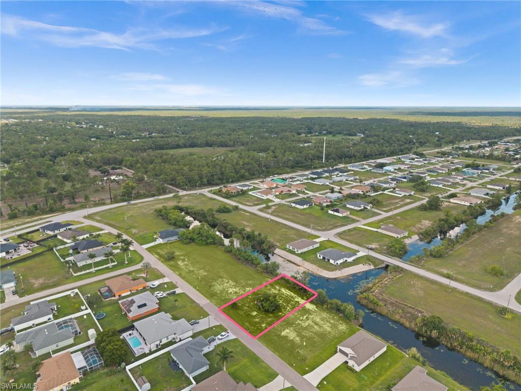 CAPE CORAL - Land