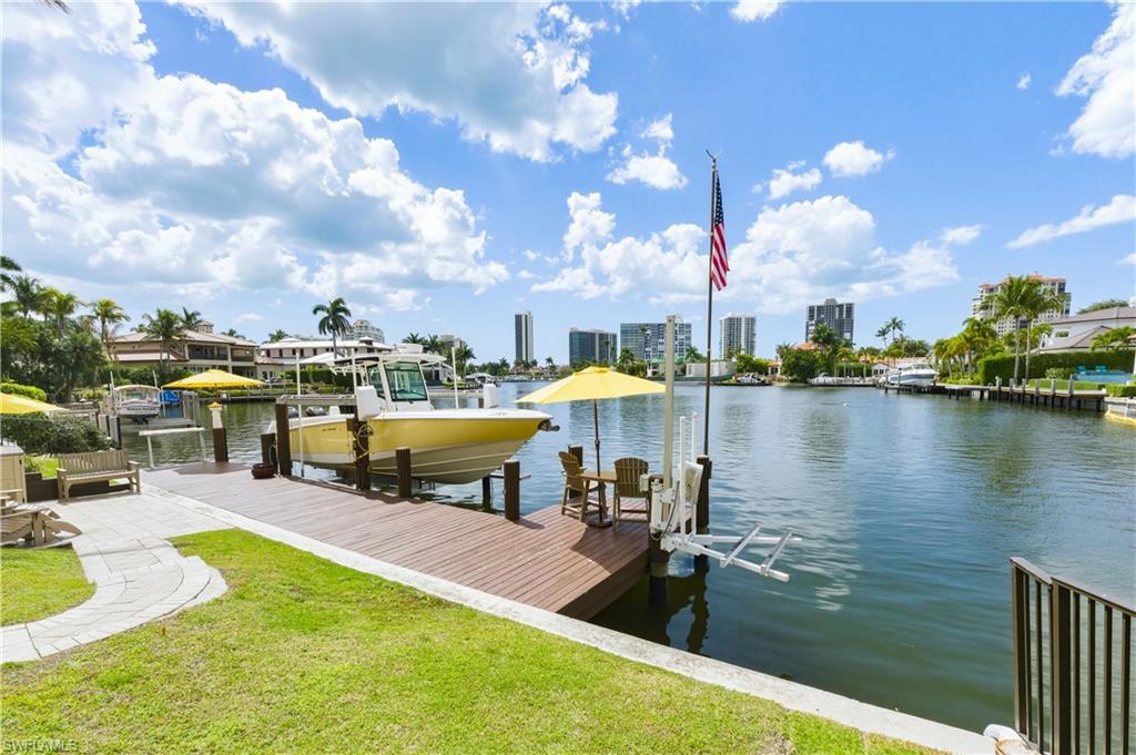 PARK SHORE - Residential