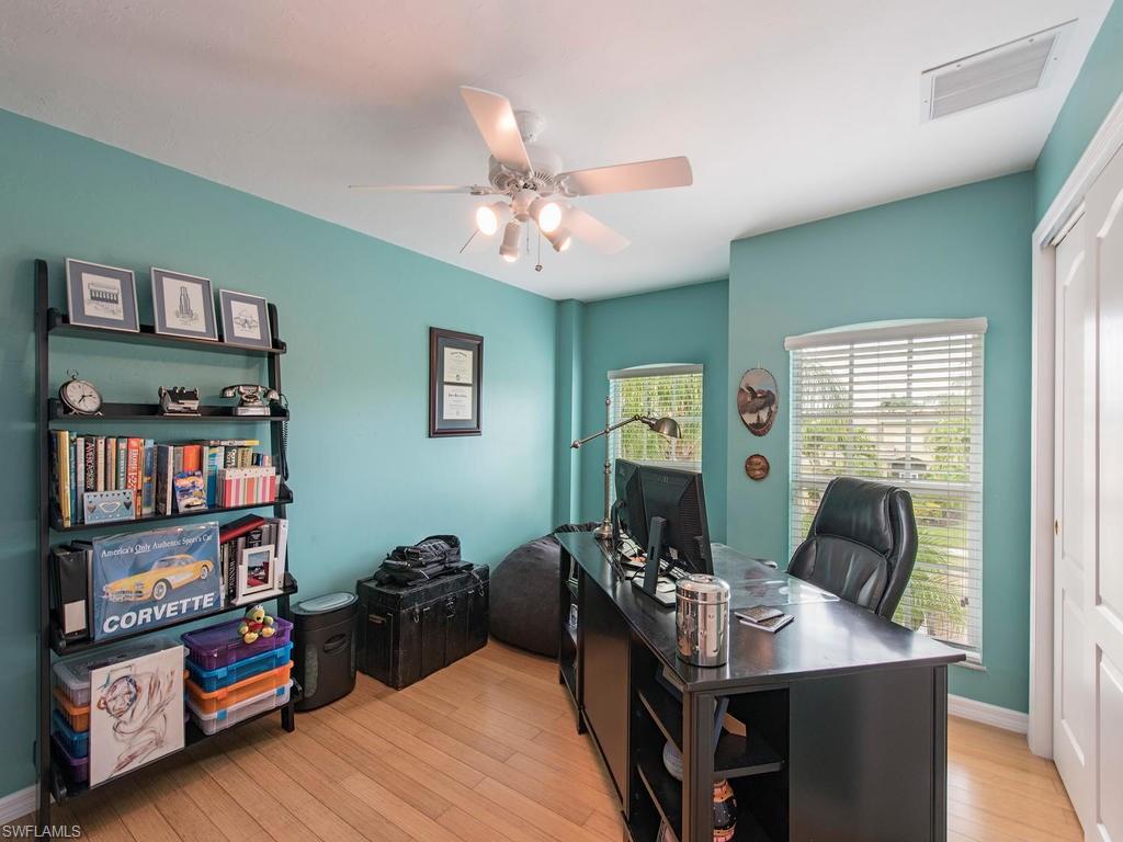 LAUREL LAKES - Residential