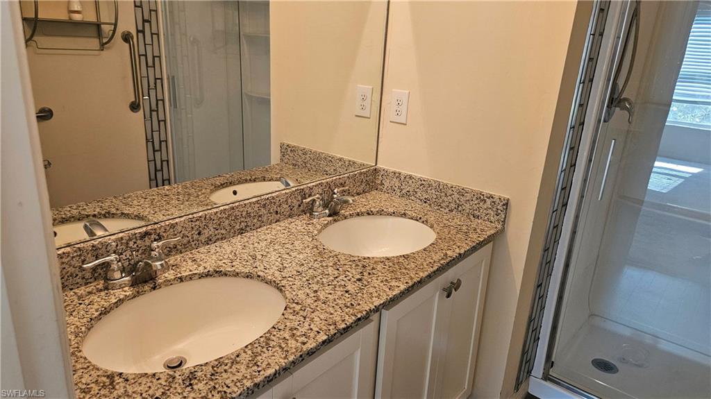 VISTANNA VILLAS - Residential Lease