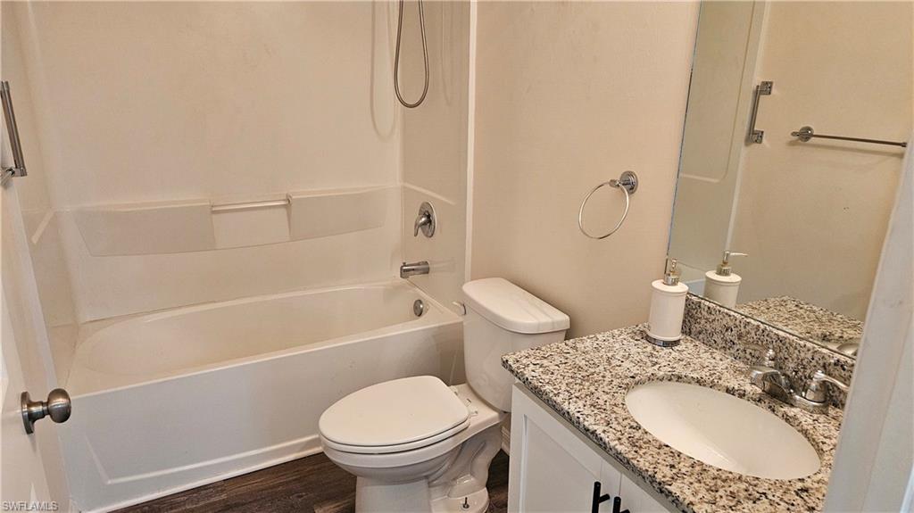 VISTANNA VILLAS - Residential Lease