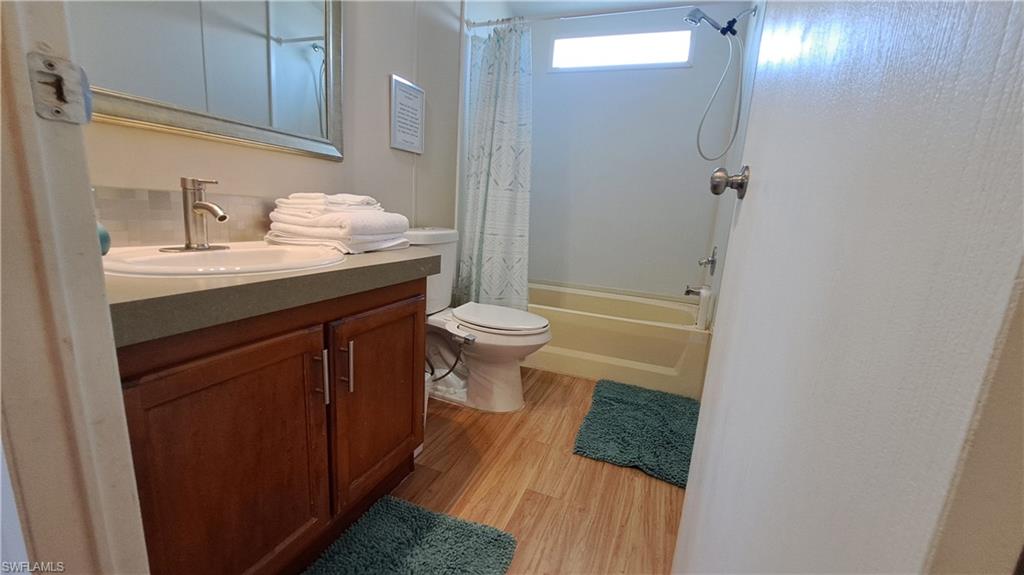 FLAMINGO BAY - Residential Lease