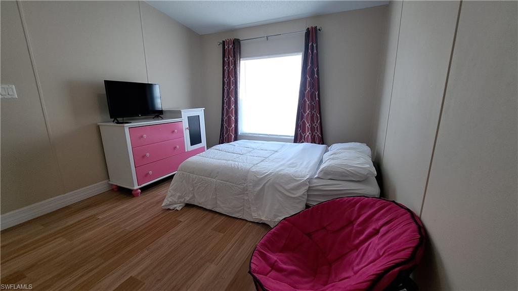 FLAMINGO BAY - Residential Lease