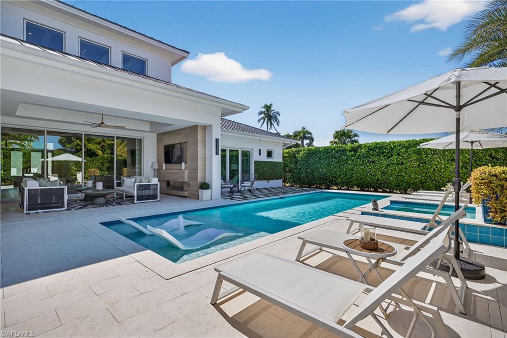 OLDE NAPLES - Residential