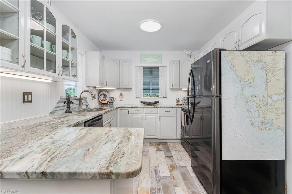 KNIGHTS BOKEELIA ISLE - Residential
