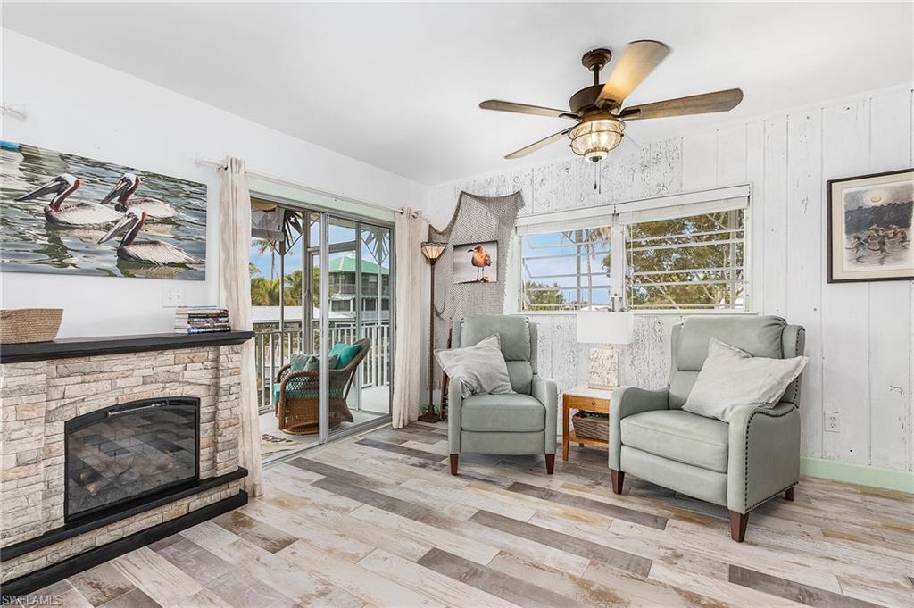 KNIGHTS BOKEELIA ISLE - Residential
