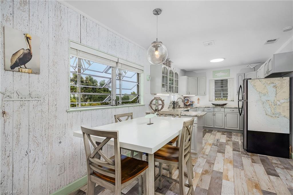 KNIGHTS BOKEELIA ISLE - Residential
