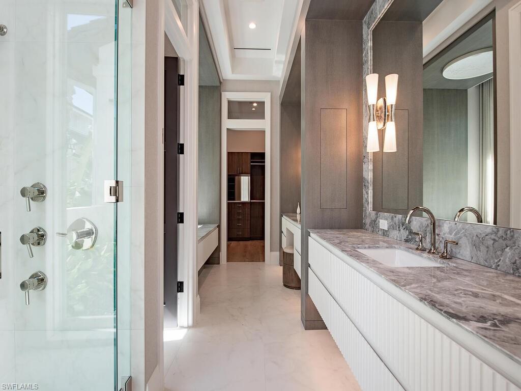 AQUALANE SHORES - Residential