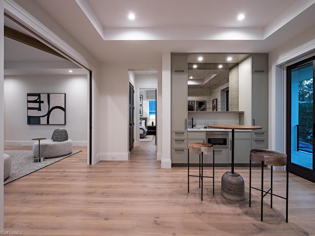 AQUALANE SHORES - Residential