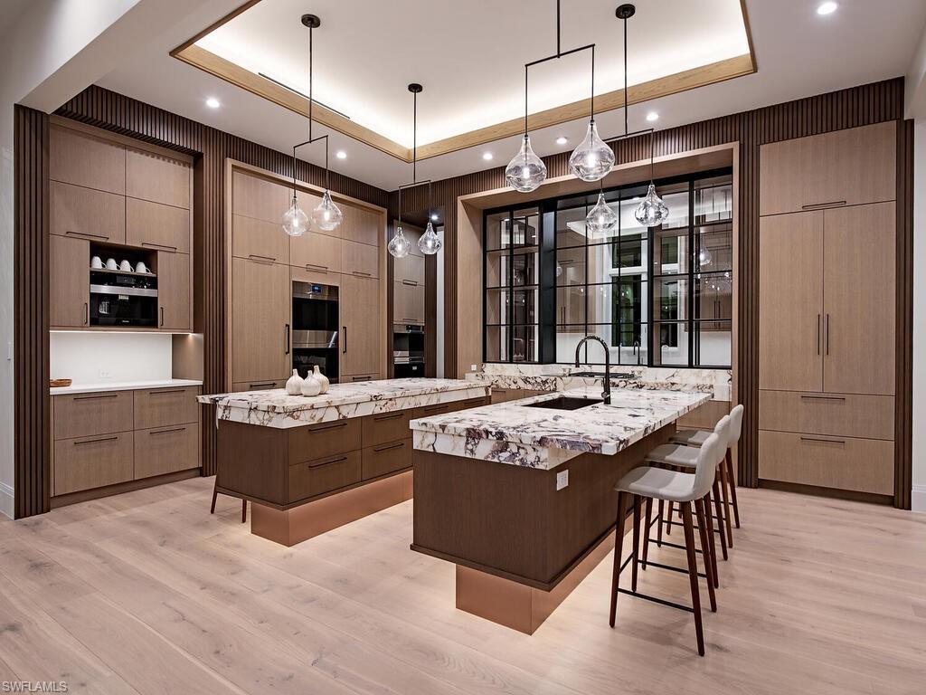 AQUALANE SHORES - Residential