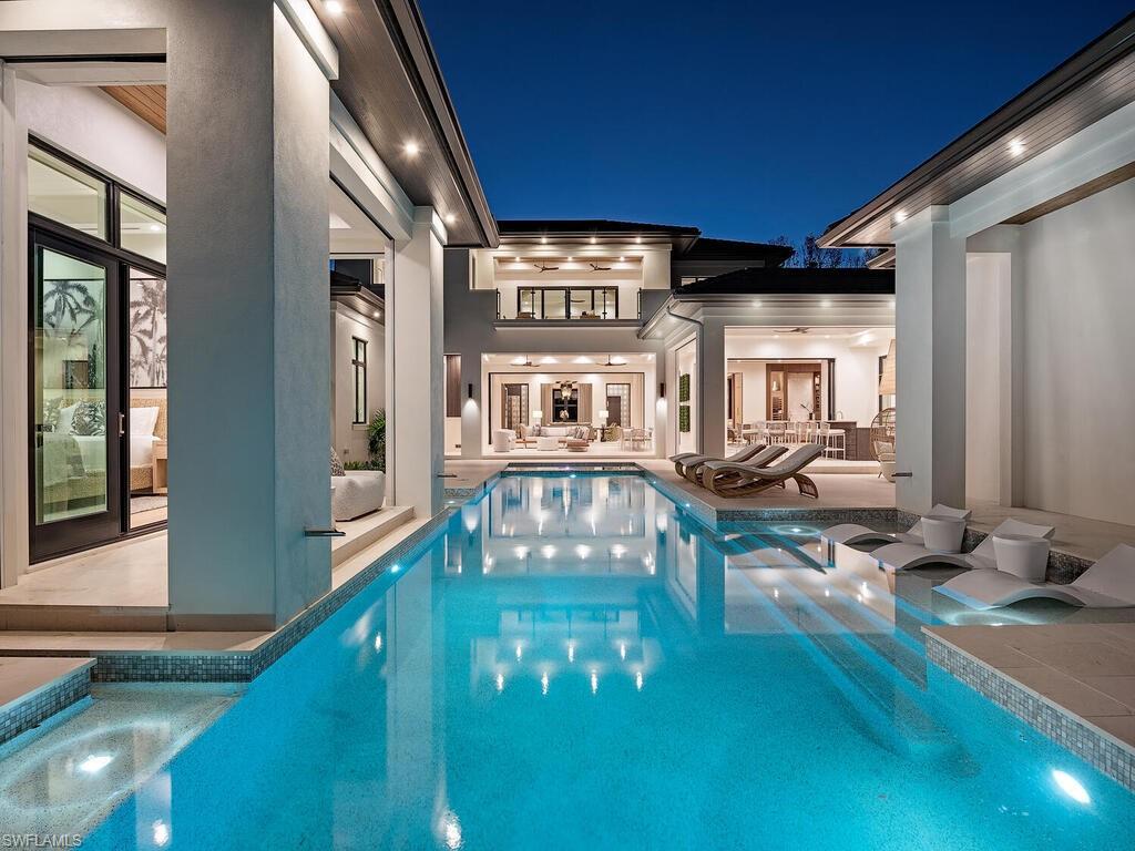 AQUALANE SHORES - Residential