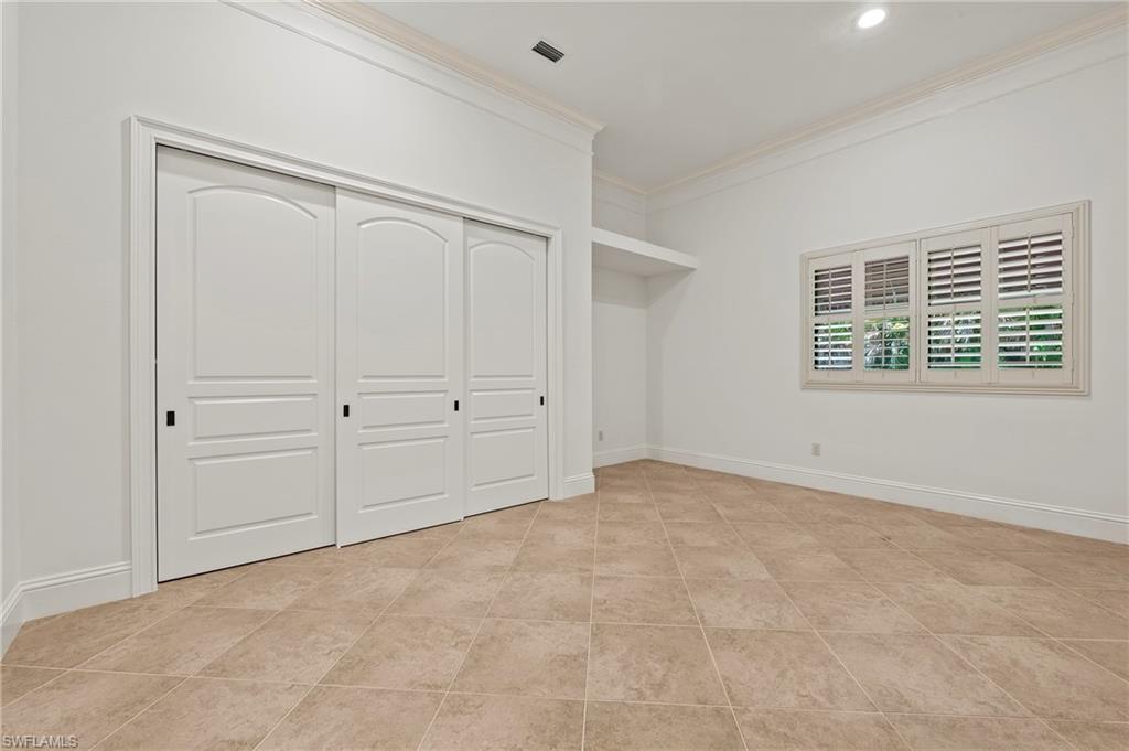 OAKES ESTATES - Residential