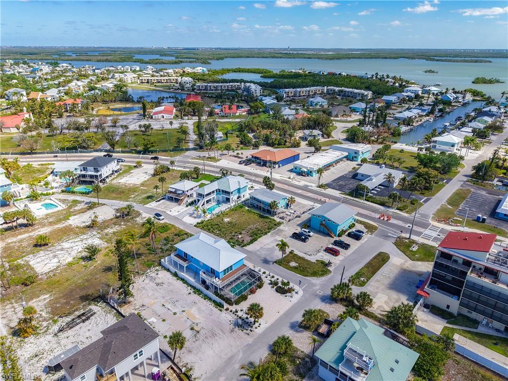ESTERO PARK - Land