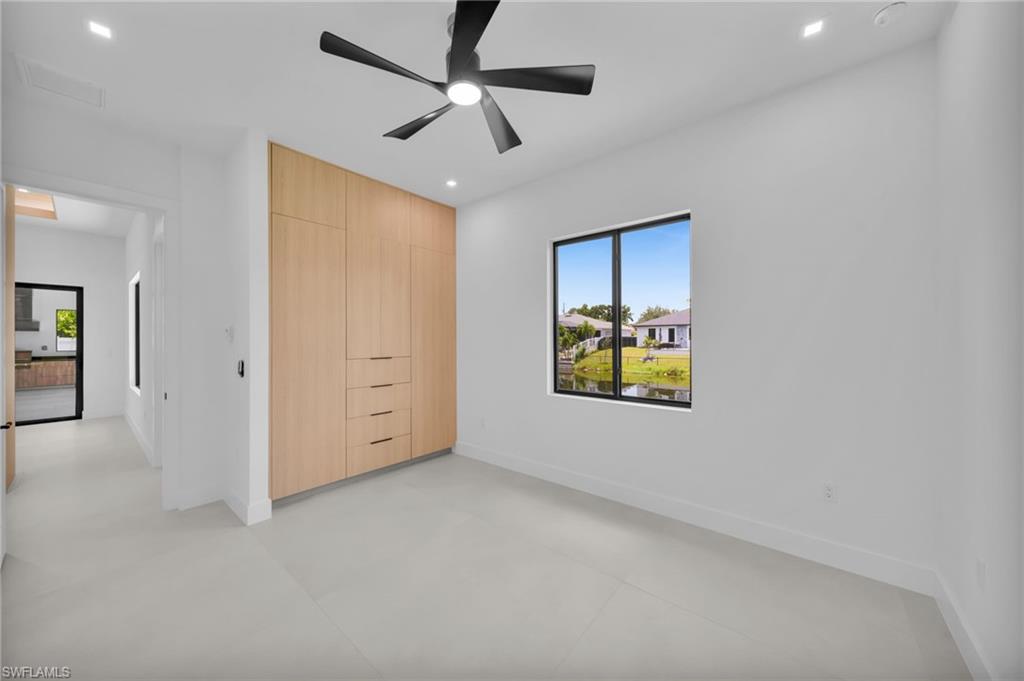 CAPE CORAL - LEE COUNTY INDUSTRIAL PARK - Residential