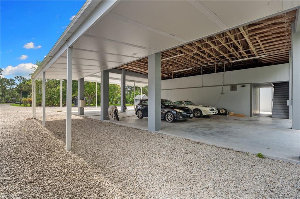 GOLDEN GATE ESTATES - Residential