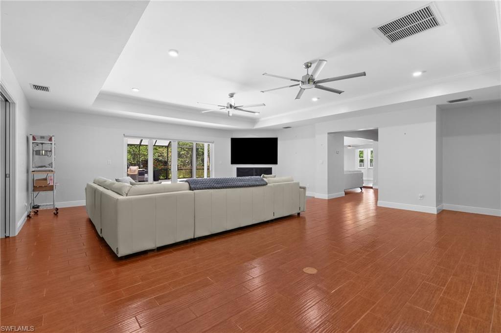 GOLDEN GATE ESTATES - Residential
