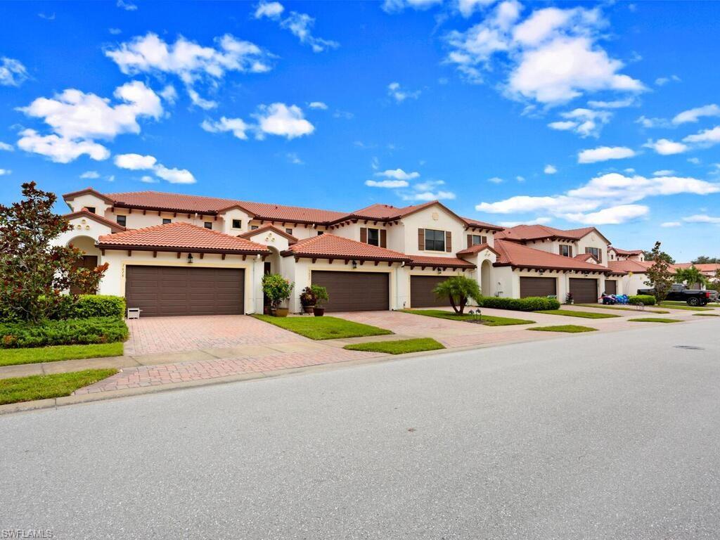 Check out this beautiful luxury 3 bed, 3 bath, 2 story townhome at The Preserve in Bristol Pines. The spacious design and open lanai with a view of the preserve makes this home perfect for entertaining guests. Kitchen has 42" cabinets, granite countertops, and stainless steel appliances. Attached 2 car garage. Conveniently located on Collier Blvd in one of the best school districts in the area, this gated community includes a modern clubhouse & fitness center, large pool and spa, tennis, basketball, and more.