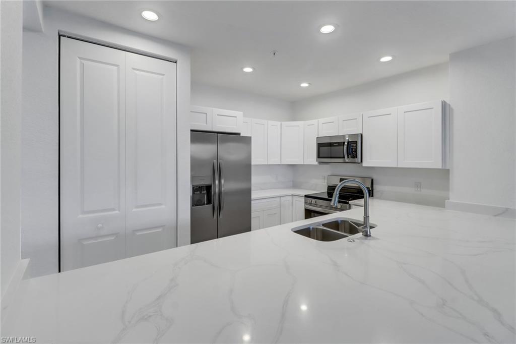 1818 PARKWAY CONDOMINIUMS - Residential