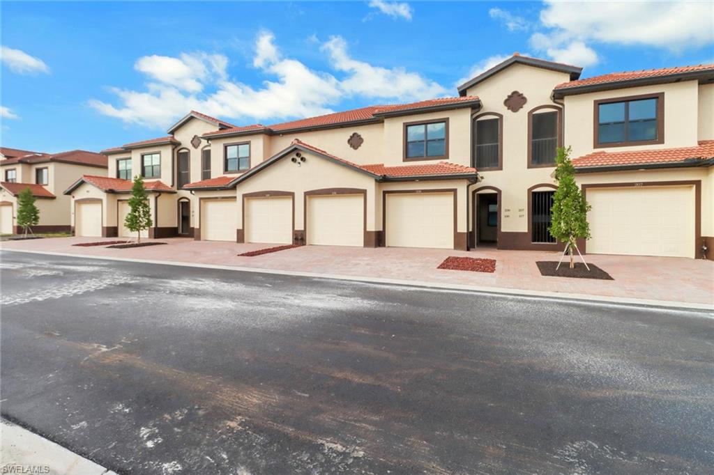 1818 PARKWAY CONDOMINIUMS - Residential