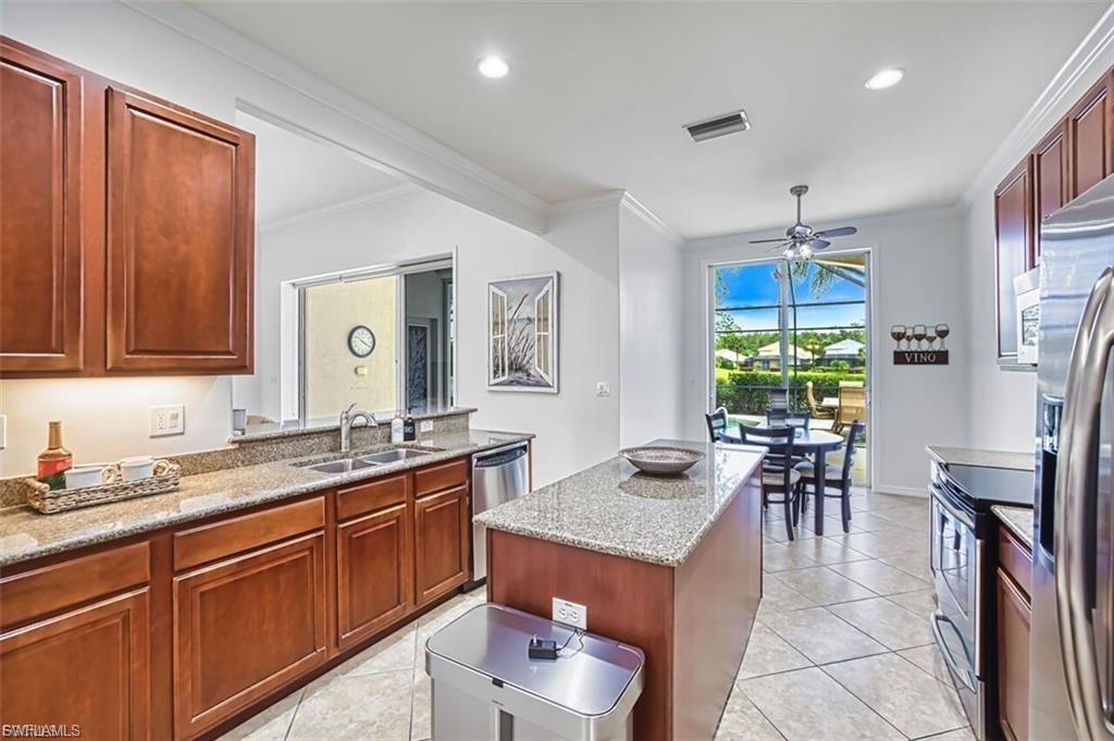 FEATHERBROOK - Residential Lease