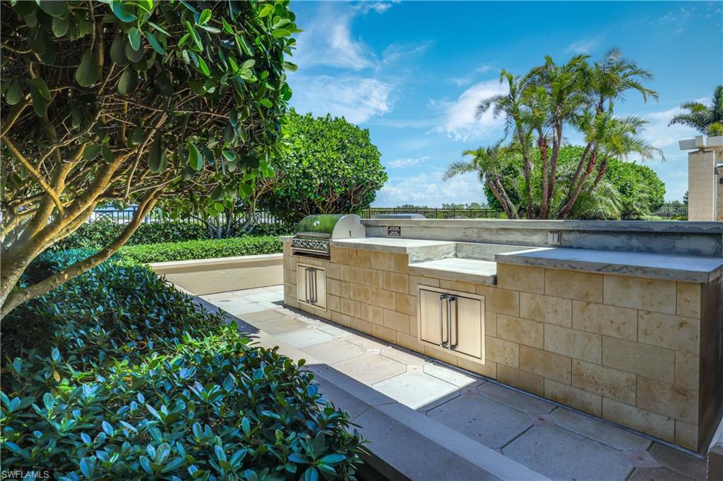 THE STRADA - Residential Lease