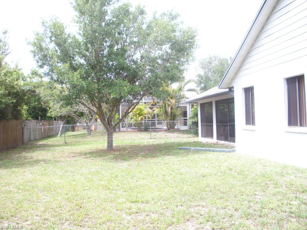 SAN CARLOS PARK - Residential