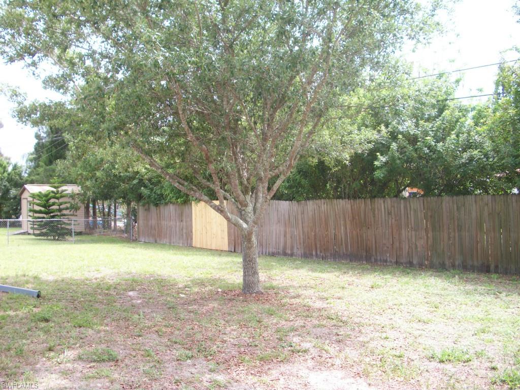 SAN CARLOS PARK - Residential