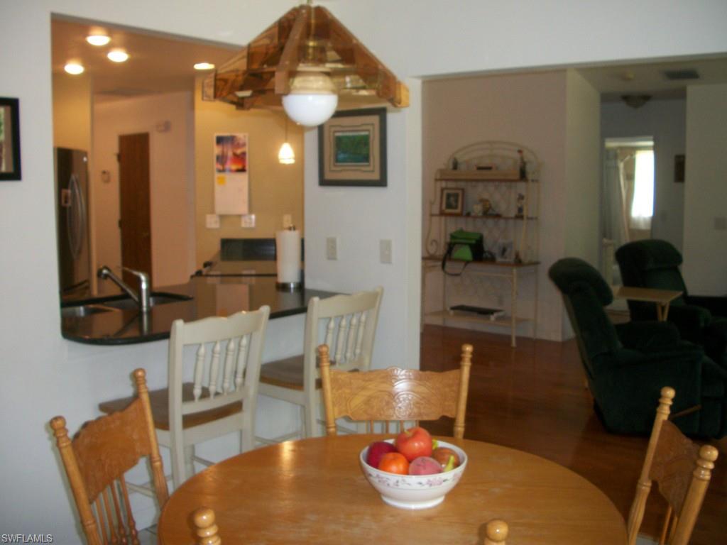 SAN CARLOS PARK - Residential