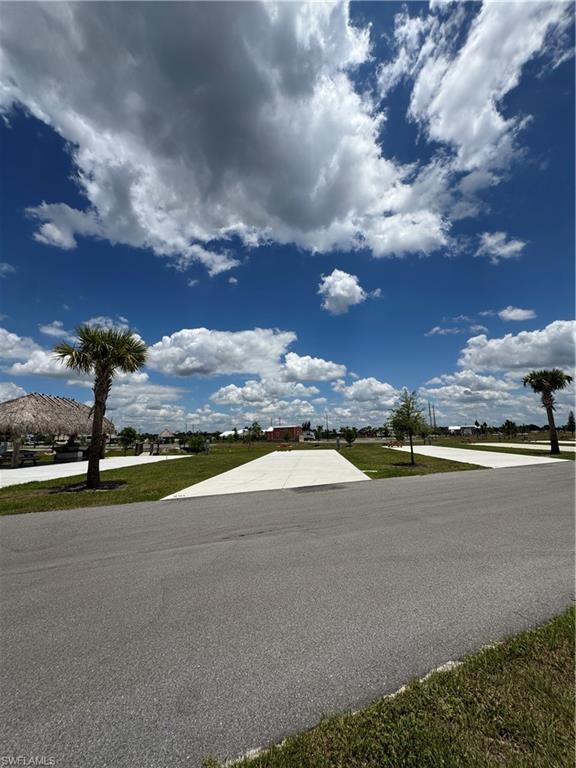PALM BREEZE - Land