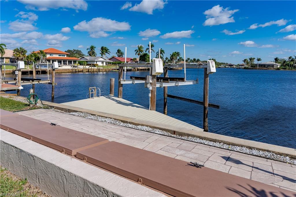 PORT OF THE ISLANDS - Residential