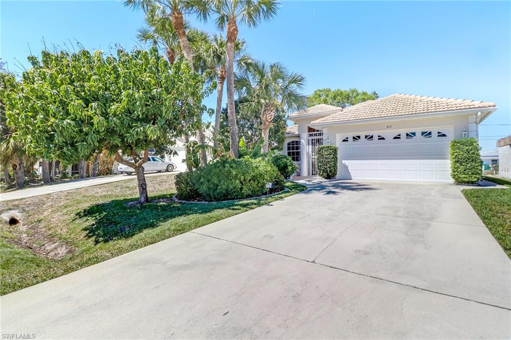 NAPLES PARK - Residential