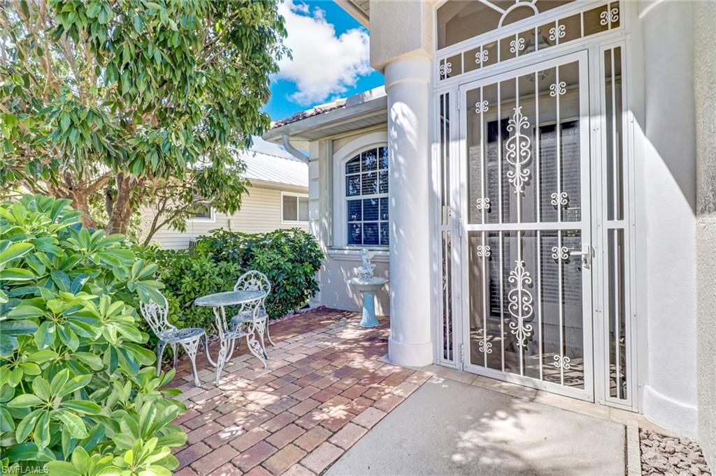 NAPLES PARK - Residential