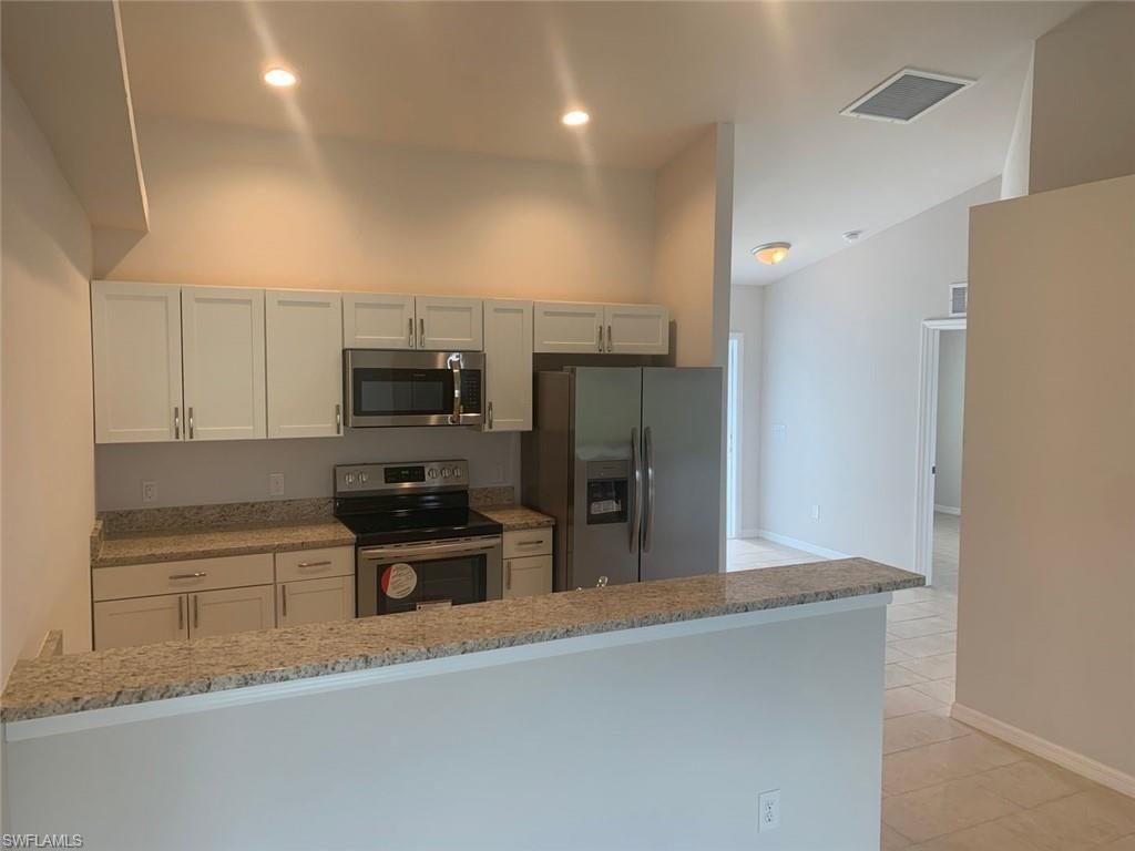 CAPE CORAL - Residential Lease