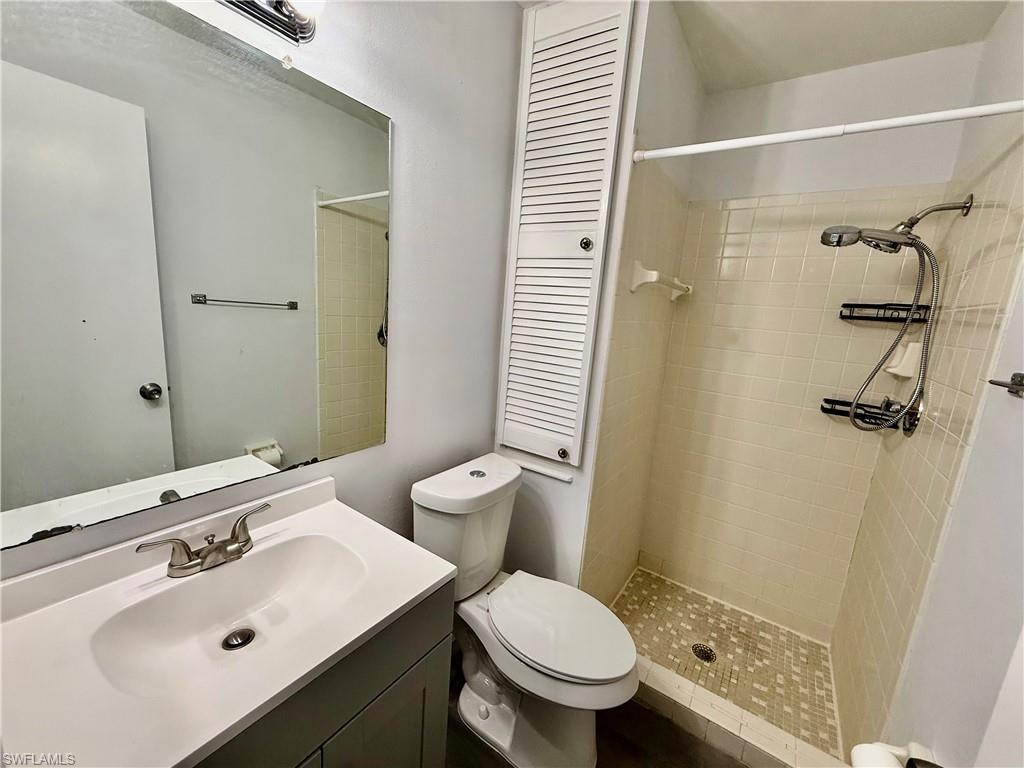 PINEWOOD CONDOMINIUM - Residential