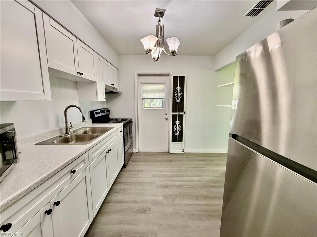 PINEWOOD CONDOMINIUM - Residential