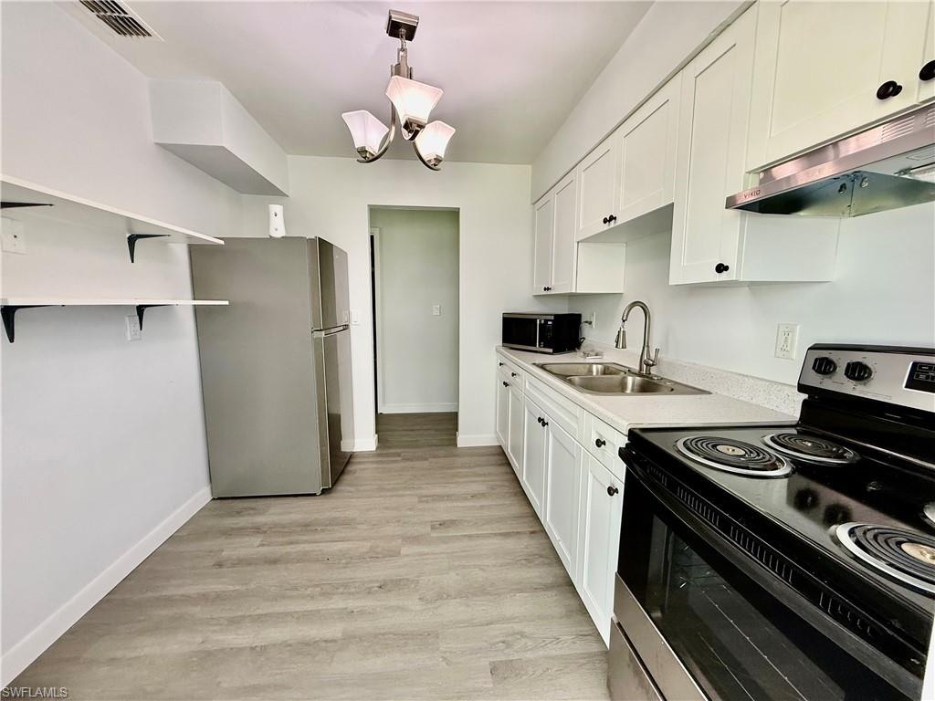 PINEWOOD CONDOMINIUM - Residential