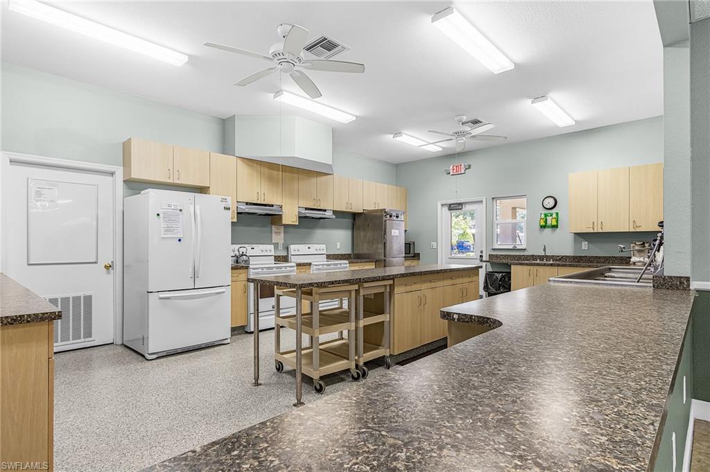 OAK PARK VILLAGE CO-OP INC - Residential