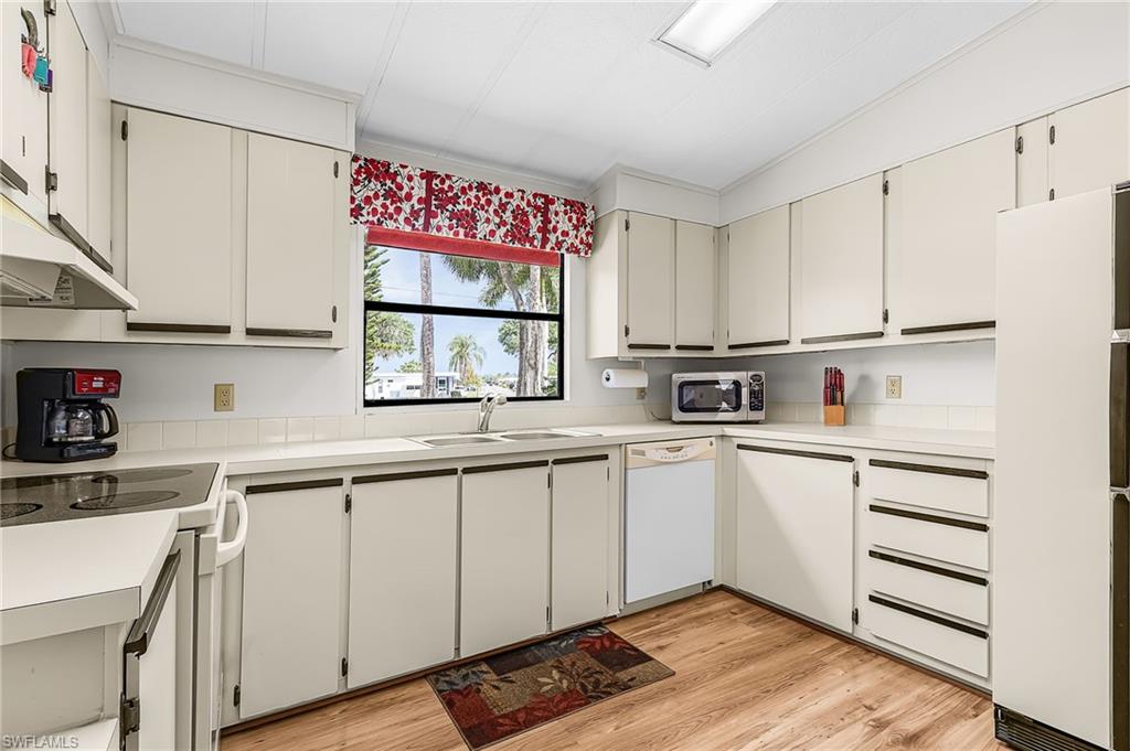 OAK PARK VILLAGE CO-OP INC - Residential