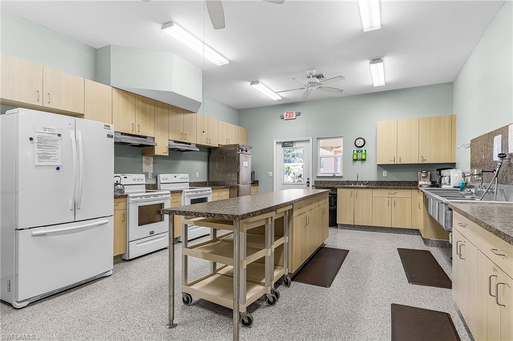 OAK PARK VILLAGE CO-OP INC - Residential