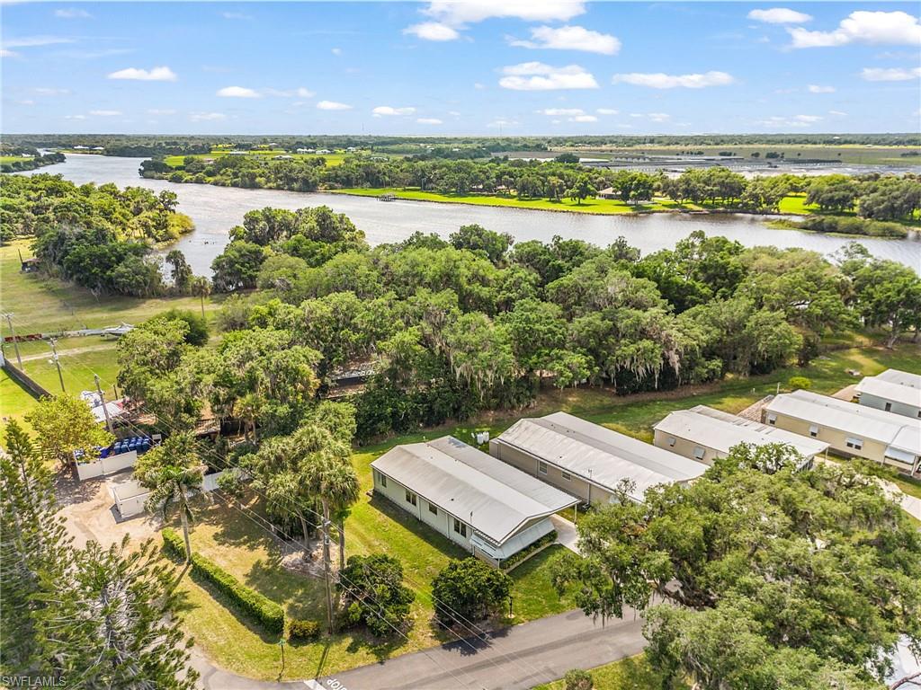 OAK PARK VILLAGE CO-OP INC - Residential