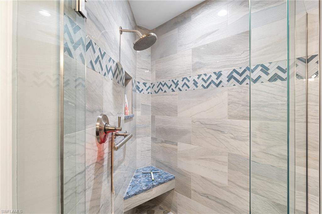 TAMARIND CAY - Residential Lease
