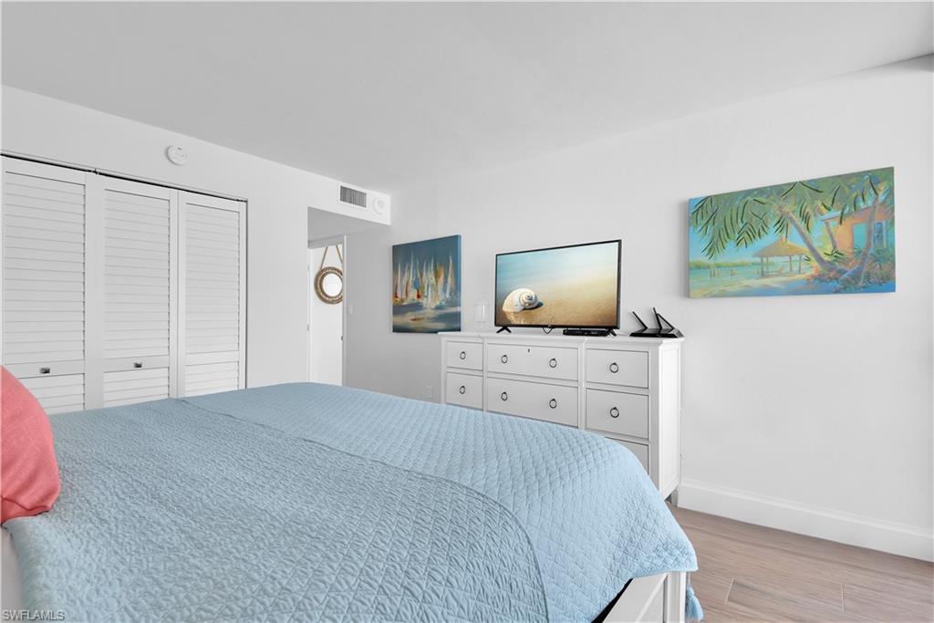 SOUTH SEAS - Residential